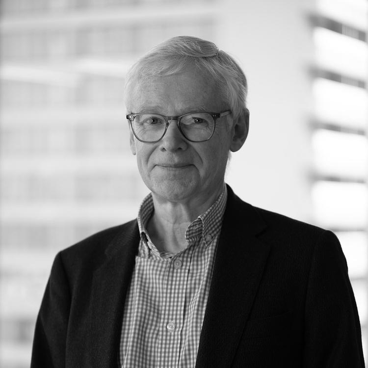 Robert McCracken photo