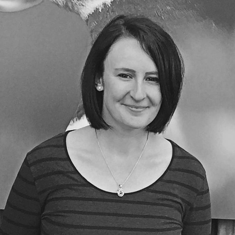Helen McDonald photo
